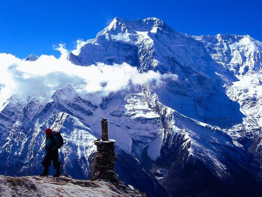 Pisang Peak Climbing