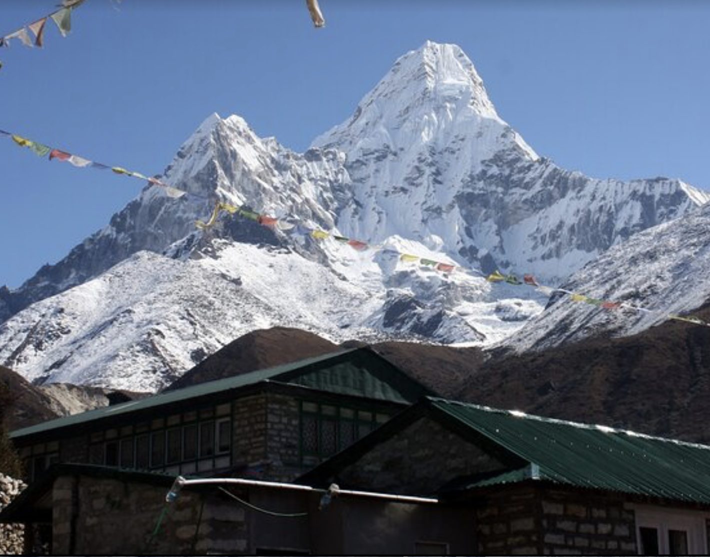 Gokhyo-Renjola Pass trek